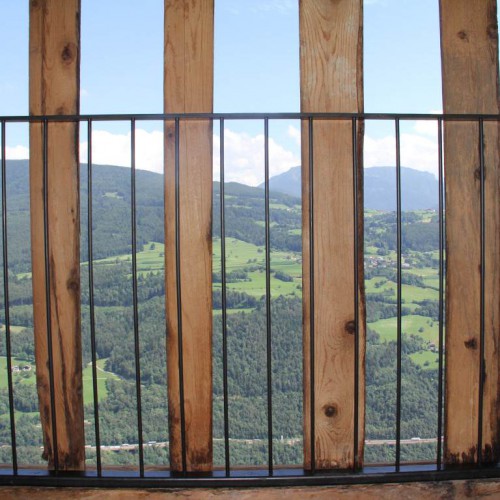 Aussicht vom überdachten Balkon